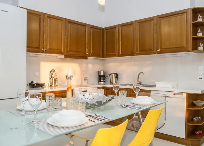 Nina's Villa, Cosy Seaview Retreat Appartamento Verga Kalamata